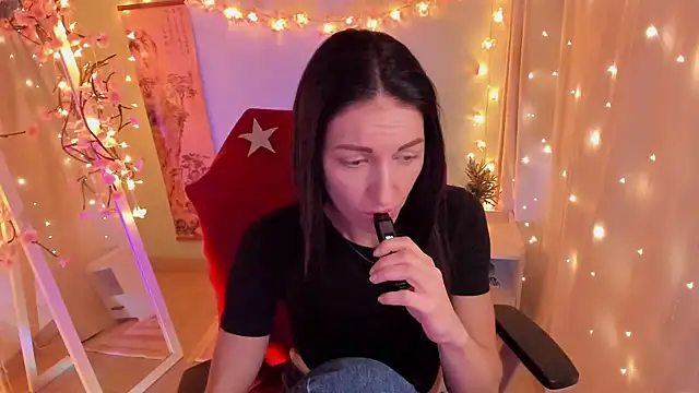 Snapshot of Aurora_Loveu chatting on 10, 3, 2026 Aurora Loveu online show from 10, 3, 2026