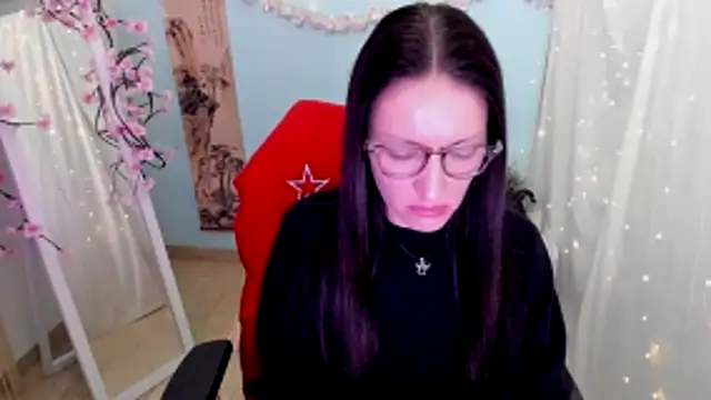 Snapshot of Aurora_Loveu chatting on 5, 4, 2026 Aurora Loveu online show from 5, 4, 2026