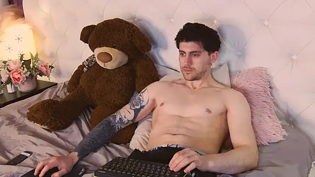 Oscar Miller  online show from 20, 3, 2026