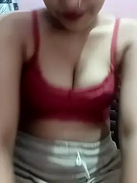 Snapshot of Malikaa-baby5 chatting on 19, 9, 2025 Malikaa-baby5 online show from 19, 9, 2025