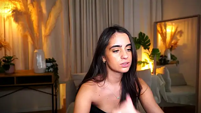 Snapshot of miilky_wayy chatting on 31, 10, 2025 miilky wayy online show from 31, 10, 2025