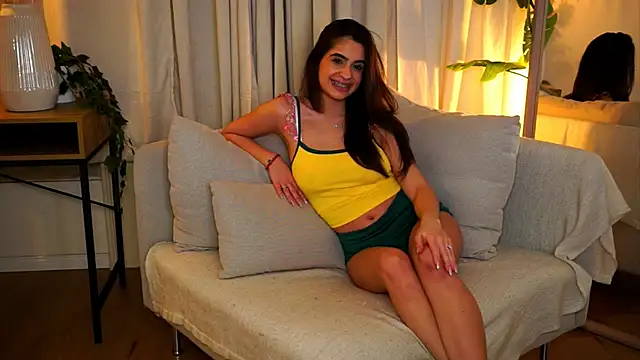 Snapshot of miilky_wayy chatting on 14, 12, 2025 miilky wayy online show from 14, 12, 2025