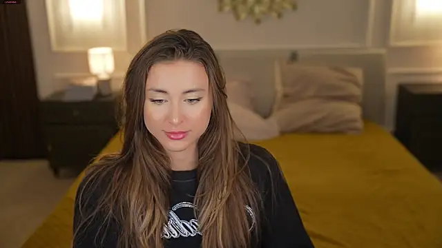 Snapshot of Luna_secretgirl chatting on 30, 9, 2025 Luna secretgirl online show from 30, 9, 2025