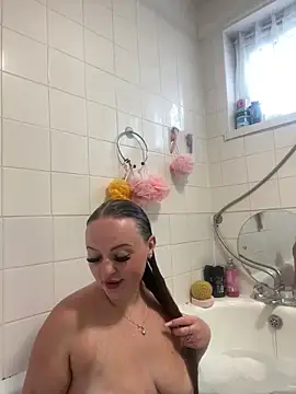 SexySashaxox online show from 10, 5, 2026