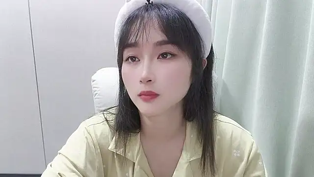 Honeysexy-1 online show from 28, 10, 2025