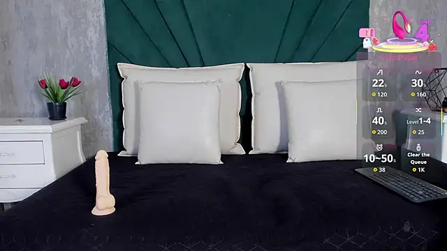 Tyler gus online show from 10, 9, 2025