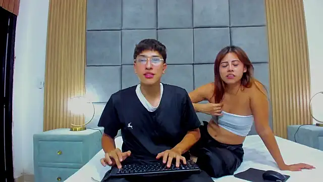 Snapshot of ChanellandMax chatting on 1, 11, 2025 ChanellandMax online show from 1, 11, 2025