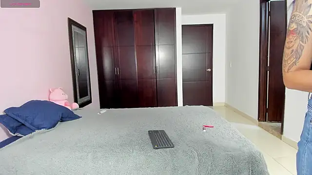 marianaandvalen online show from 10, 3, 2026