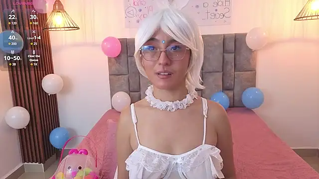 Snapshot of emily_vermont chatting on 5, 4, 2026 emily vermont online show from 5, 4, 2026