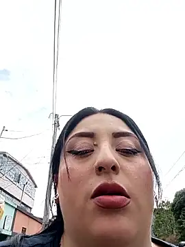 Snapshot of megan_fox5 chatting on 8, 10, 2025 megan fox5 online show from 8, 10, 2025