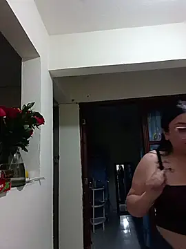 megan fox5 online show from 5, 12, 2025