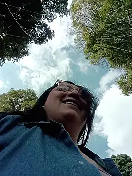 megan fox5 online show from 15, 12, 2025