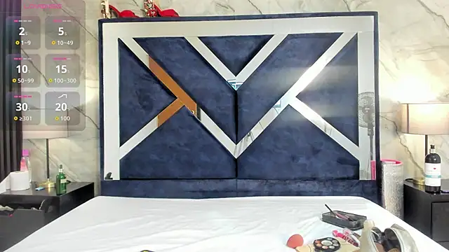 Snapshot of VioletRose_as chatting on 7, 10, 2025 VioletRose as online show from 7, 10, 2025