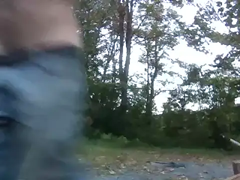 Snapshot of Eat_it_from_the_back chatting on 18, 9, 2025 Eat it from the back online show from 18, 9, 2025