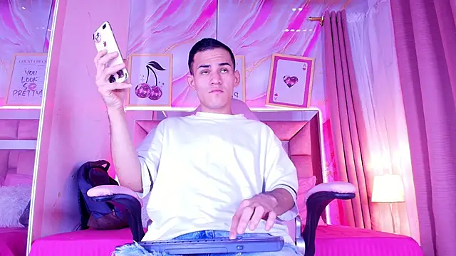 alessandro musk online show from 30, 4, 2026