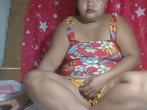 hot mom13 online show from 18, 11, 2025