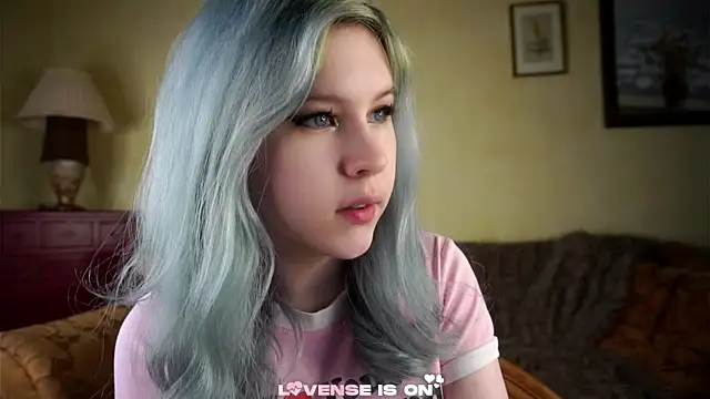 ElizSpieth online show from 17, 6, 2026