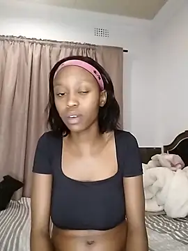 LonelyQueenxx25 online show from 29, 9, 2025