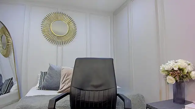 CharlotteBrownn  online show from 26, 11, 2025