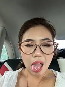 feifei 521 online show from 22, 9, 2025