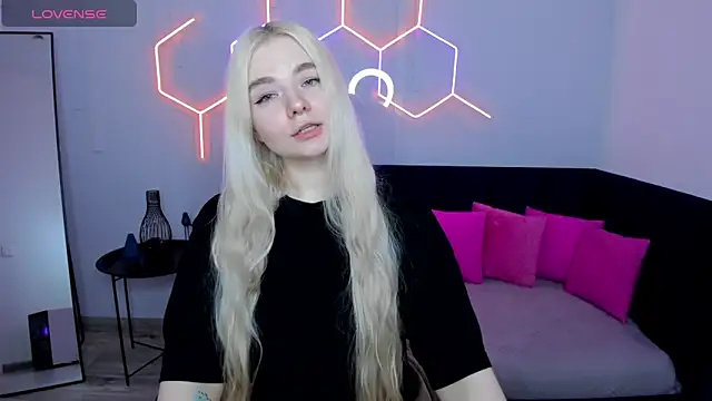 RuthBryant online show from 17, 9, 2025