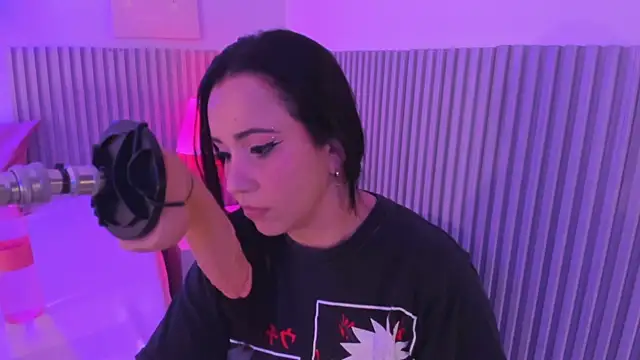 ori whore online show from 6, 4, 2026