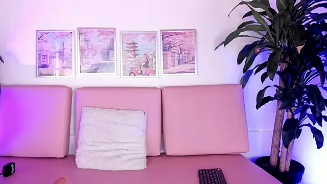 Yumii sweetgirl online show from 11, 9, 2025