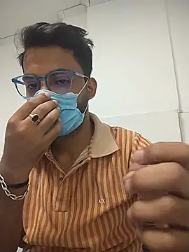themasklover online show from 18, 5, 2026