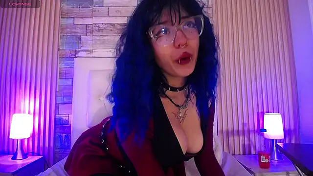 Snapshot of rihonna_hs8 chatting on 6, 4, 2026 rihonna hs8 online show from 6, 4, 2026