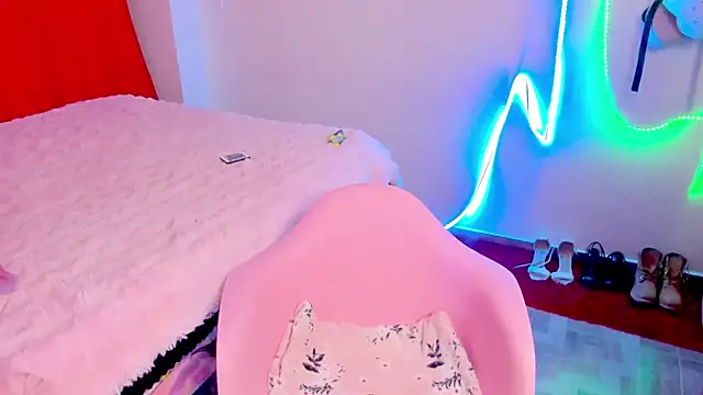 larsonbeverly online show from 24, 9, 2025