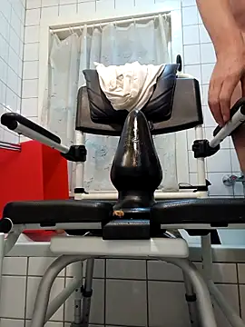 toywood online show from 25, 9, 2025