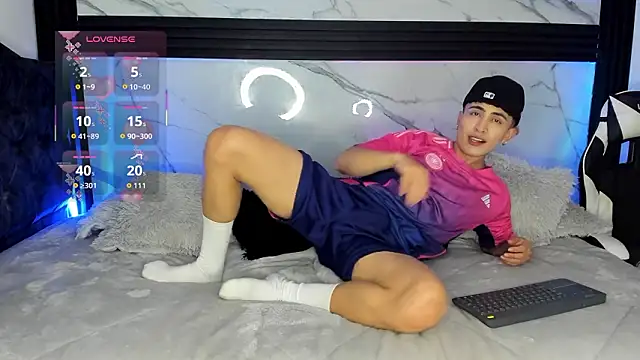 Snapshot of Saimonvela chatting on 8, 3, 2026 Saimonvela online show from 8, 3, 2026