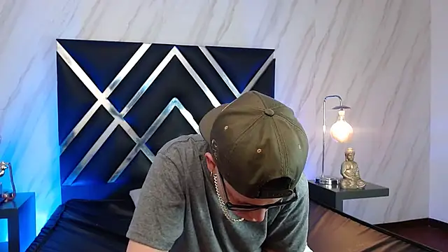 SpencerMontgomery online show from 17, 12, 2025