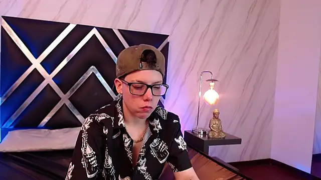 SpencerMontgomery online show from 18, 12, 2025