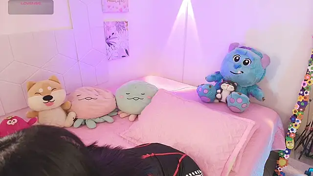 justonecute online show from 26, 11, 2025