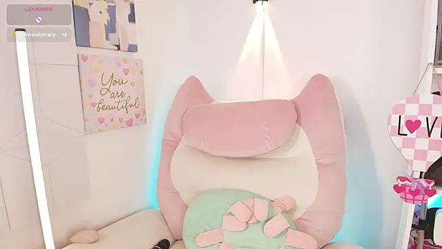 justonecute online show from 10, 5, 2026
