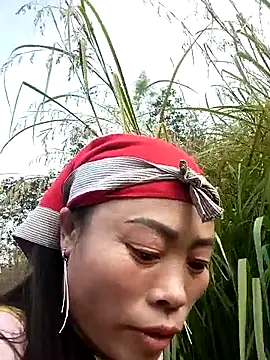 CoMay003 online show from 17, 12, 2025