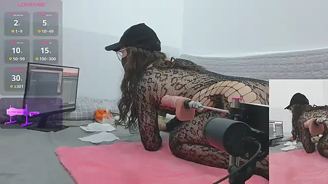 Snapshot of cd_vivi6 chatting on 26, 4, 2026 cd vivi6 online show from 26, 4, 2026