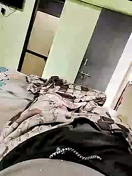 Snapshot of Kartik200798 chatting on 28, 9, 2025 Kartik200798 online show from 28, 9, 2025