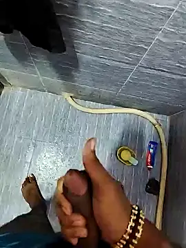 Snapshot of Kartik200798 chatting on 22, 10, 2025 Kartik200798 online show from 22, 10, 2025