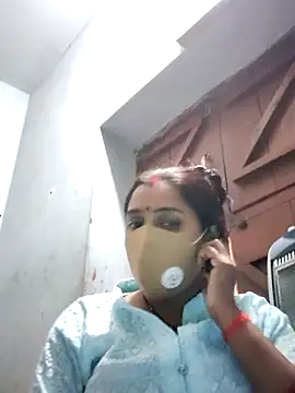 SHABNAM G online show from 18, 12, 2025