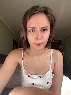 Snapshot of aurora_pink_ chatting on 20, 10, 2025 aurora pink online show from 20, 10, 2025