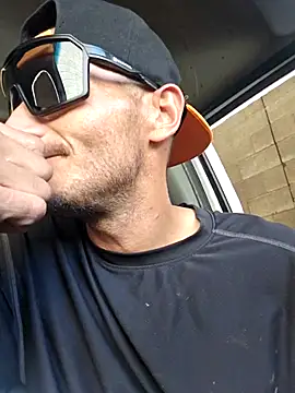 Snapshot of Romance32 chatting on 19, 10, 2025 Romance32 online show from 19, 10, 2025