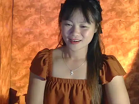 Snapshot of Sisi_dy01 chatting on 23, 10, 2025 Sisi dy01 online show from 23, 10, 2025