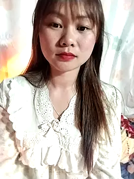 Snapshot of Sisi_dy01 chatting on 7, 5, 2026 Sisi dy01 online show from 7, 5, 2026