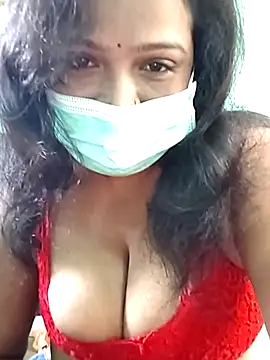 Snapshot of misspriya03 chatting on 15, 10, 2025 misspriya03 online show from 15, 10, 2025