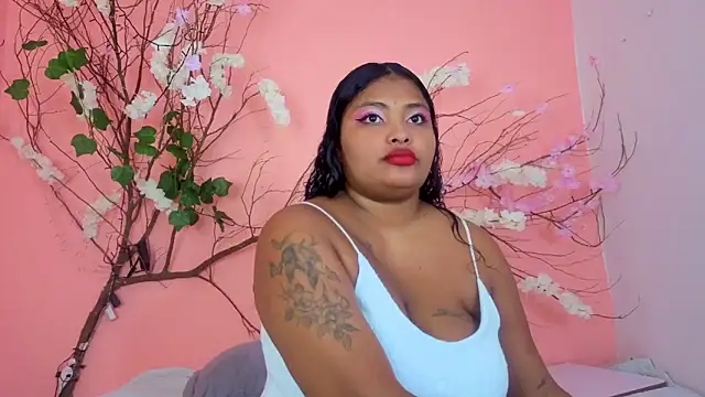 Snapshot of Cristal_hott1 chatting on 12, 2, 2026 Cristal hott1 online show from 12, 2, 2026