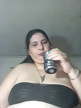 Snapshot of Ayma1983 chatting on 24, 9, 2025 Ayma1983 online show from 24, 9, 2025