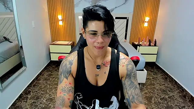 Snapshot of KAROLLJONES1 chatting on 27, 3, 2026 KAROLLJONES1 online show from 27, 3, 2026