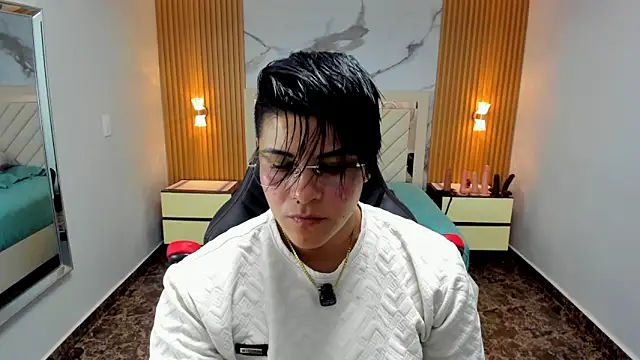 Snapshot of KAROLLJONES1 chatting on 30, 3, 2026 KAROLLJONES1 online show from 30, 3, 2026